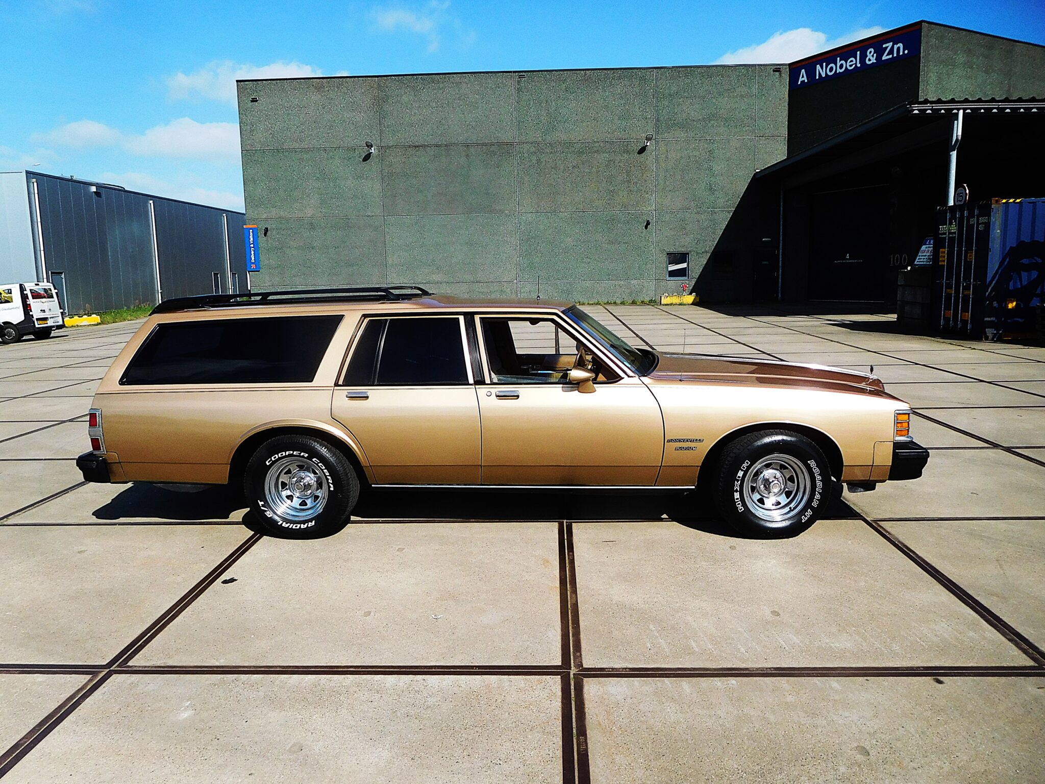 pontiac safari 80 april 2025 (4)